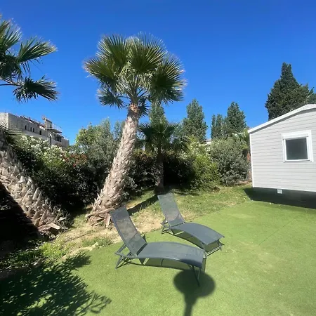 Campsite Mobi Palmiers 2 *
